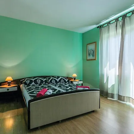 Apartment Lovely In With Kitchen *